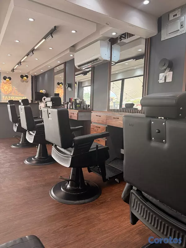 servicios profesionales - Vendo negocio Barbería  3