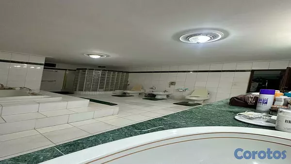 casas - Venta amplia casa con terreno de 2,100m2 5