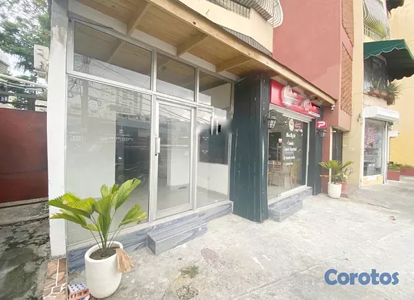 oficinas y locales comerciales - se alquila local  4