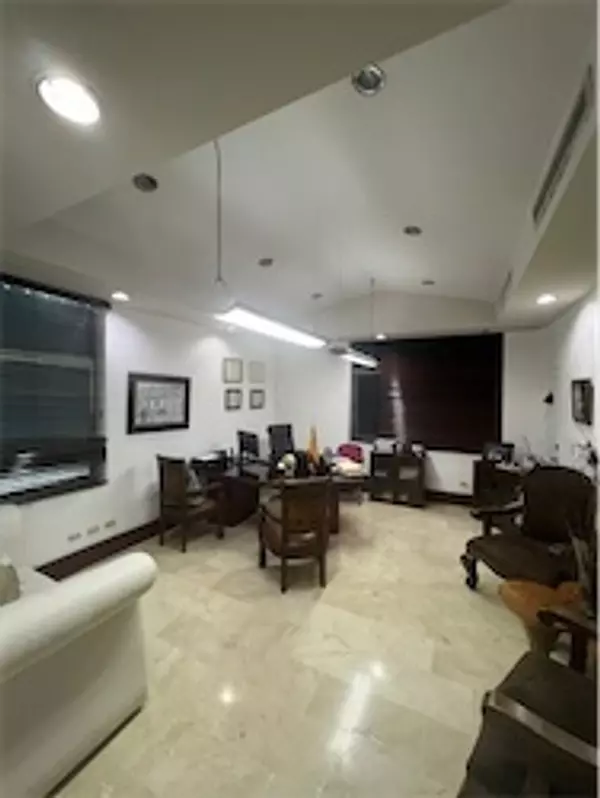 oficinas y locales comerciales - Local amoblado naco  3