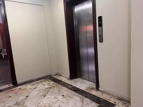 penthouses - Hermoso PH Clásico en Venta – Naco 10