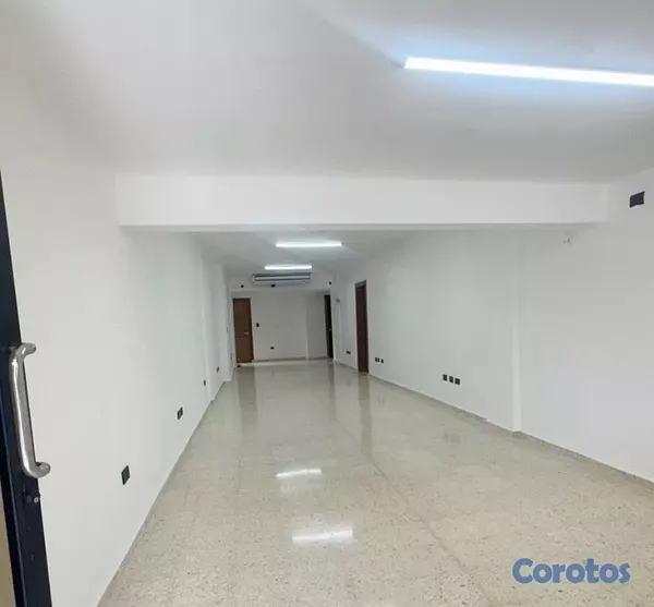 oficinas y locales comerciales - se alquila local  2