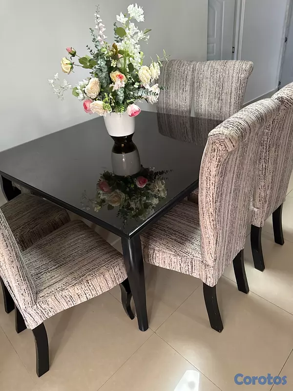 muebles y colchones - Comedor de 8 puestos en caoba 4