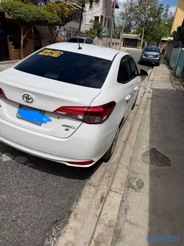 carros - Toyota Yaris año 2018 12