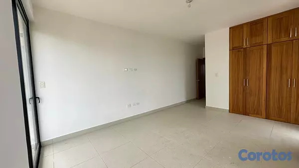 apartamentos - Apartamento de 3 Habitaciones con Balcones y Área Social en Último Nivel 6