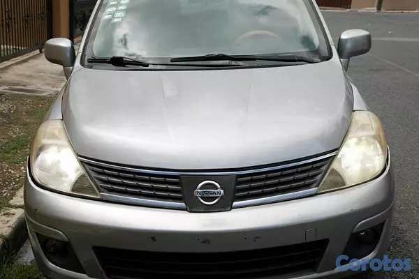 carros - Nissan Versa 2011 Americano 16