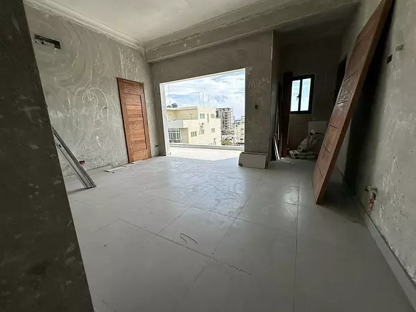 apartamentos - Vendo casi listo, apartamento en venta Mirador Sur
 Precio US$272,000 
-161 M2 
 4