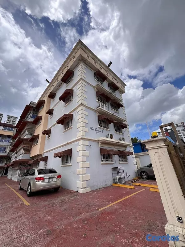 apartamentos - venta de apartamento en Alma Rosa 1 4to piso sin ascensor Santo Domingo este  2
