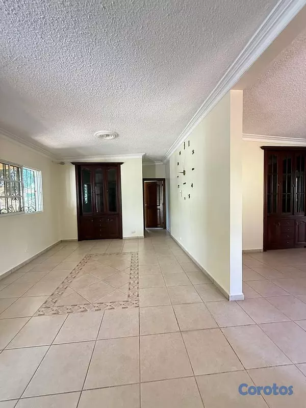 casas - Alquiler de Casa en Los Prados 3