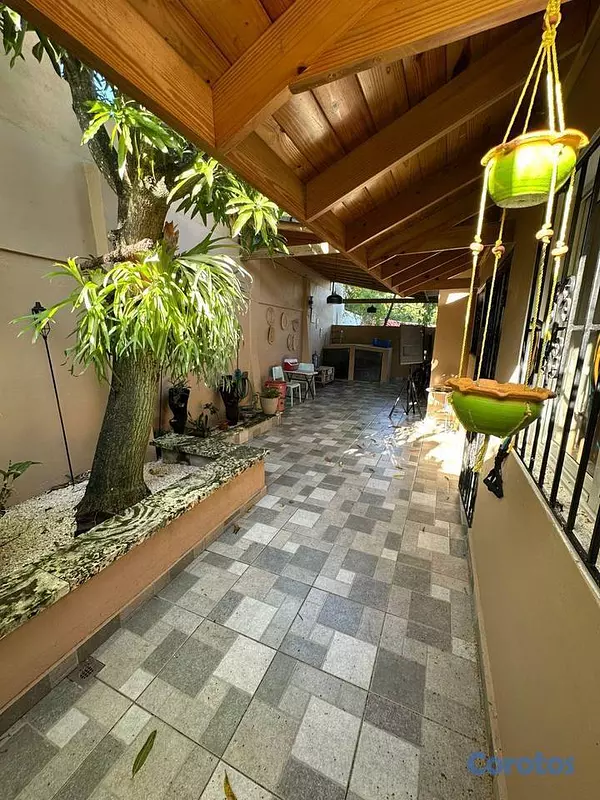 casas - Casa de 3 habitaciones 2 baños en venta en Ciudad  10