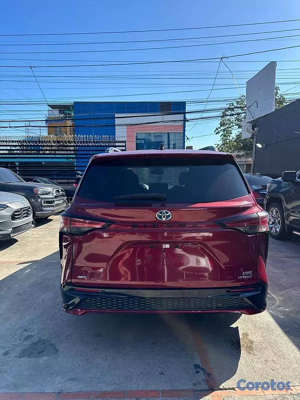 jeepetas y camionetas - TOYOTA SIENNA XSE 2021 5
