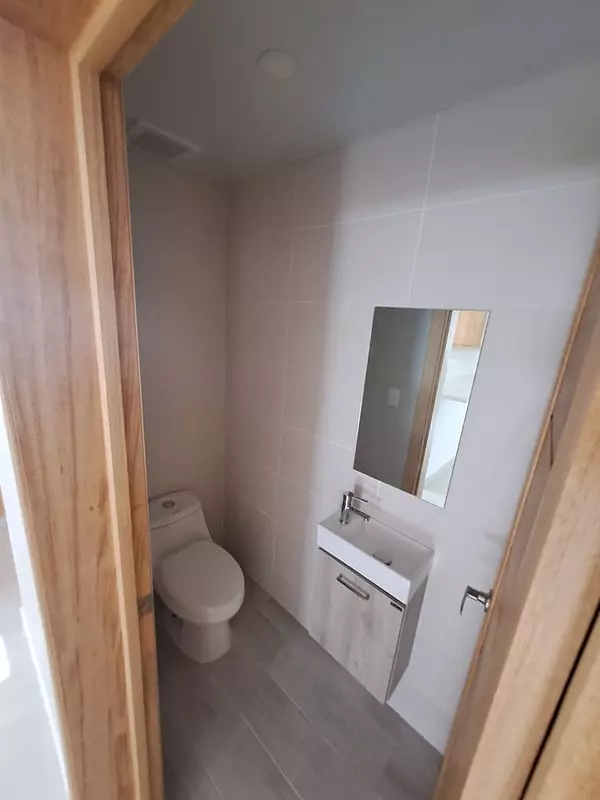 penthouses - Penthouse 5to piso  con terraza privada En Los Prados 
 7