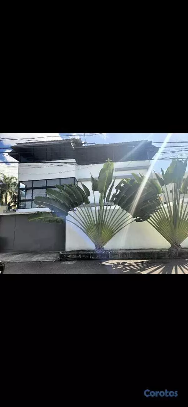 casas - Hermosa casa en excelente sector 11