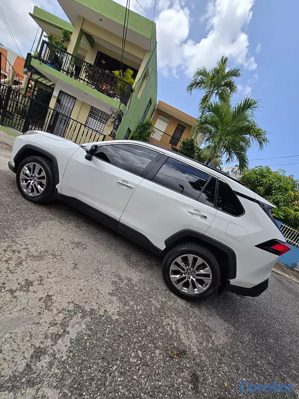 jeepetas y camionetas - Toyota Rav4 2021 limited 9