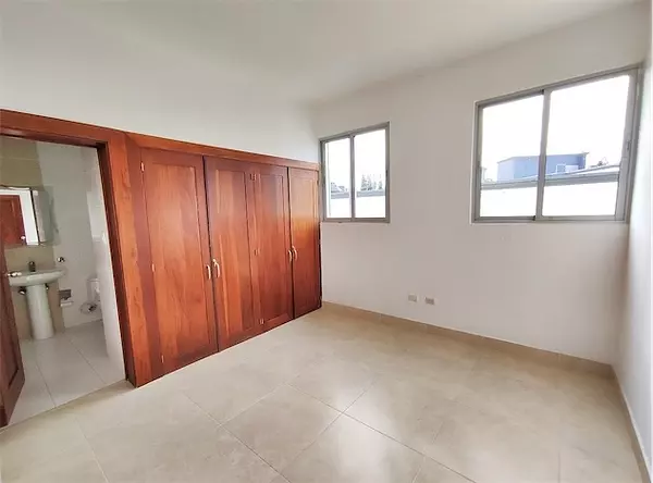 apartamentos - Cuarto nivel de renta en Los Cerros de Gurabo III 3