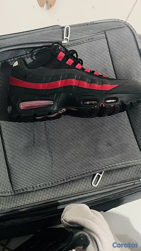 zapatos para hombre - nike air max 95 OG black gold 100% originales 5