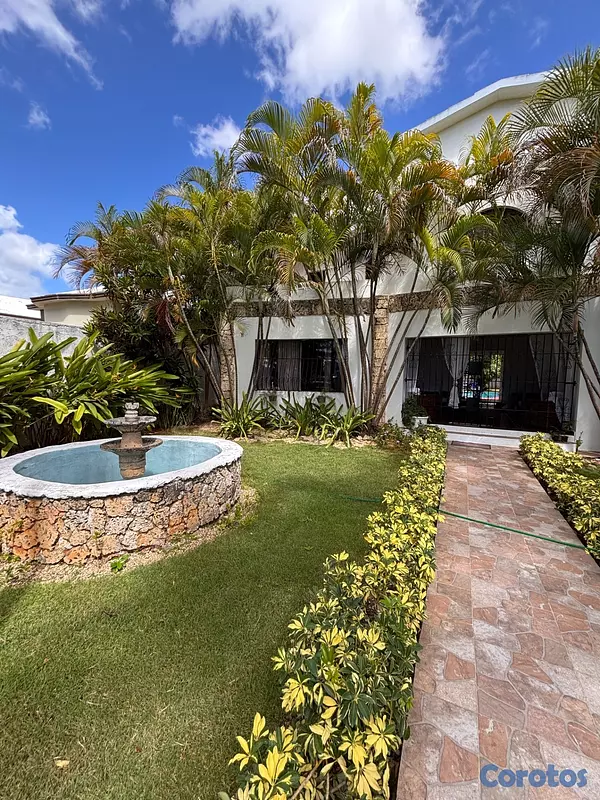 casas vacacionales y villas - 🏡✨ Hermosa villa de 4 dormitorios en venta en La R 2