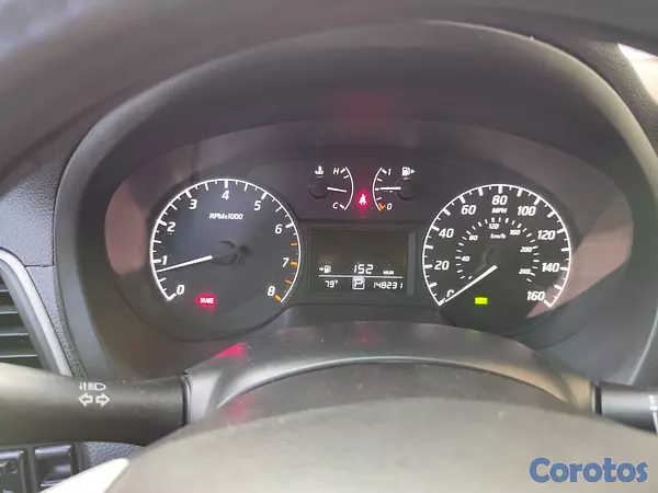 carros - Nissan Sentra 2015 7