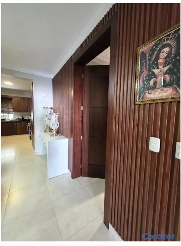 apartamentos - Apartamento en alquiler en 2do nivel, amplio y ventilado. la Española, Santiago. 13
