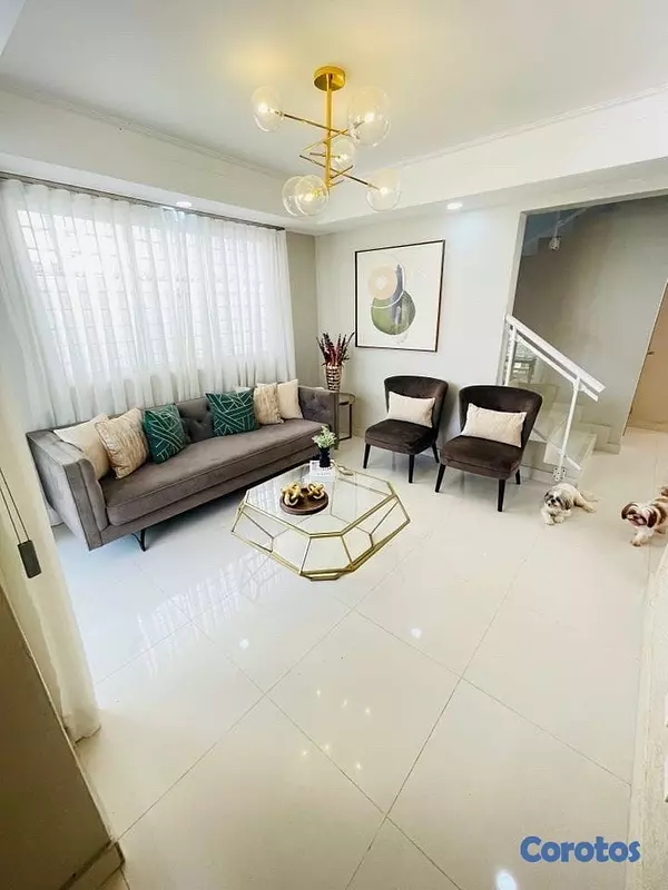 casas - Se vende lujosa casa en 📍Prado oriental a dos esquinas de la Av. Ecológica. 10