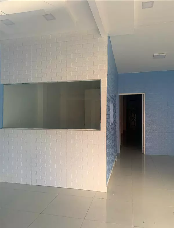 oficinas y locales comerciales - Local en zona comercial Duarte 4