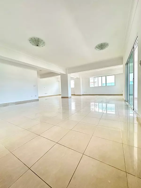 apartamentos - Amplio Apartamento 300 Mts2 en Cerros de Gurabo 6
