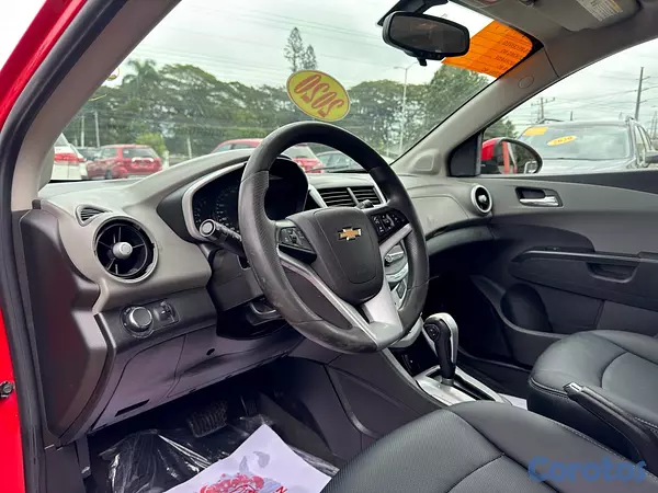 carros - Chevrolet Sonic LT 2020
 8