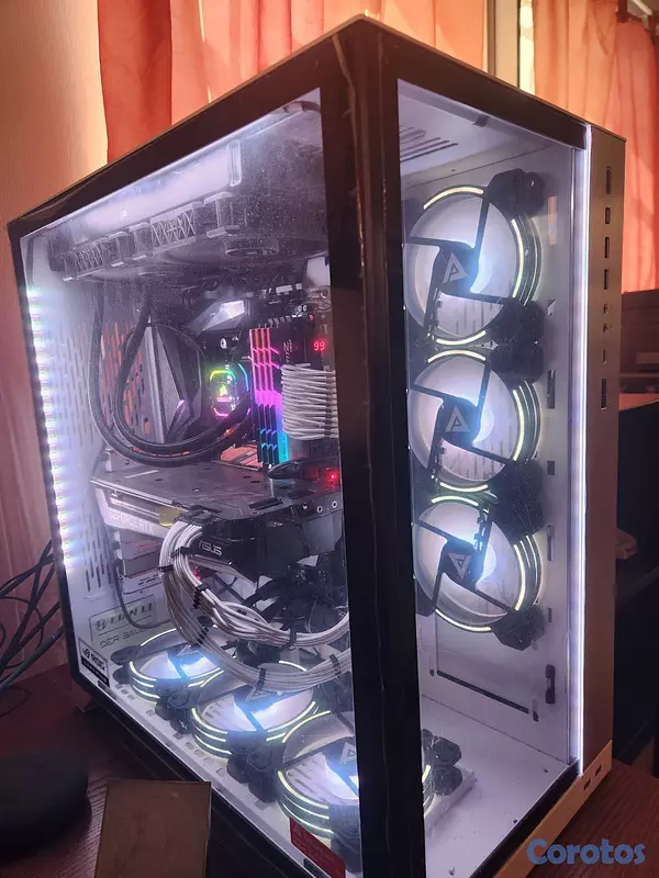computadoras y laptops - Lian Li O11 Dynamic XL ROG Certified 2