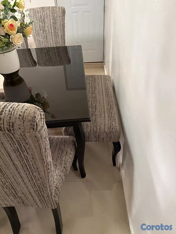 muebles y colchones - Comedor de 8 puestos en caoba 3