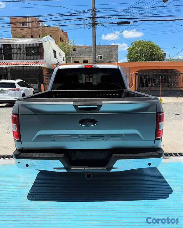 jeepetas y camionetas - Ford F150 XLT 2020 5