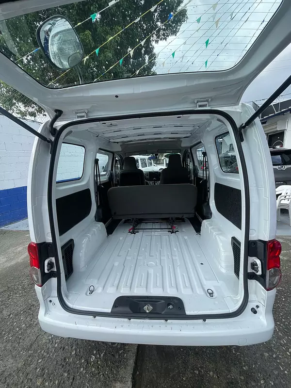 otros vehiculos - NISSAN NV200 VANETTE 10