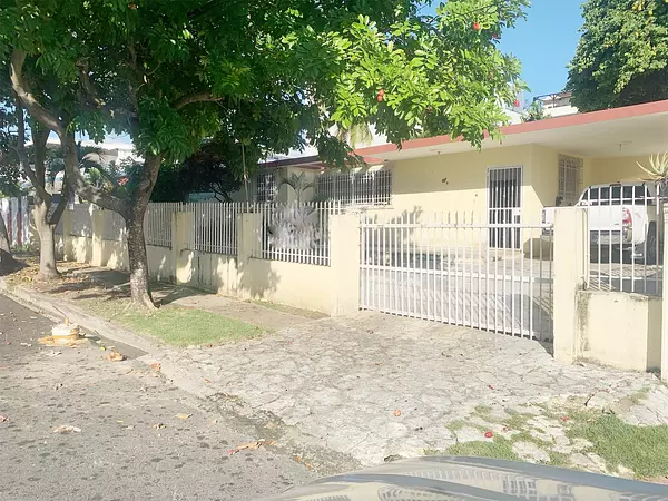 casas - Propiedad Comercial prados  7