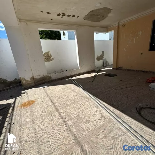 casas - venta de casa con 4 habitaciones en la autopista de san isidro brisa oriental  2