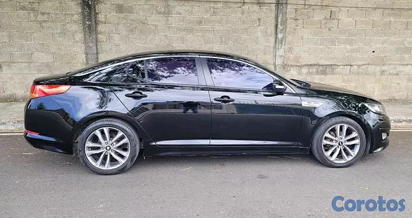 carros - Kia k5 color negro 2013 3