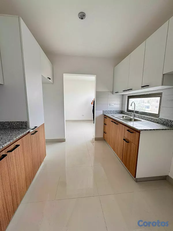 apartamentos - Venta de Apartamento en Reparto los tres ojos 3