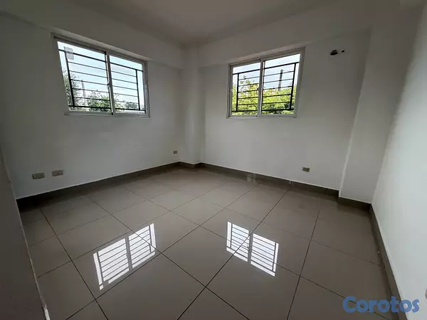 apartamentos - alquiló avenida independencia hondura tres habitaciones dos baños dos parqueos  14