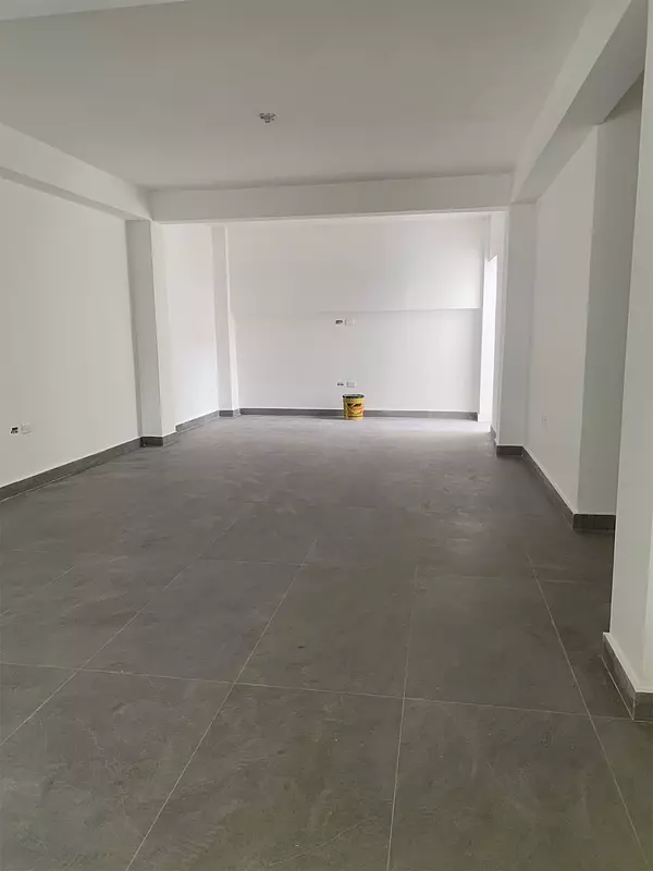 oficinas y locales comerciales - Propiedad céntrica en la Julieta 7