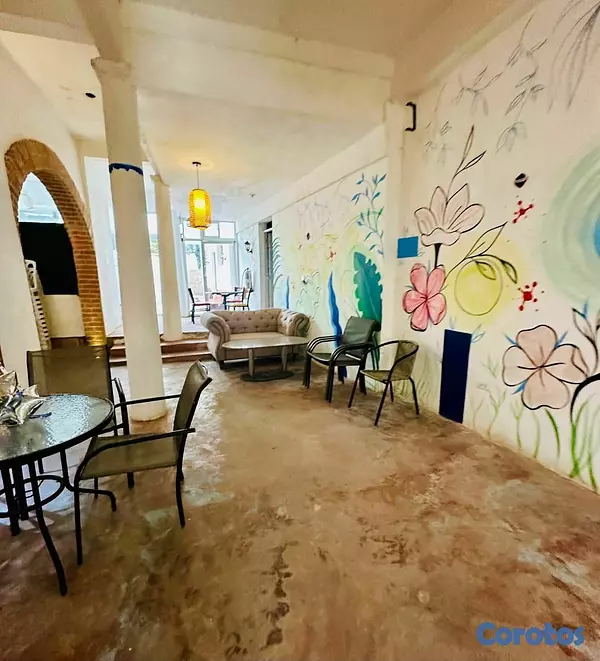 casas - Casa en la Zona Colonial con 13 habitaciones 10