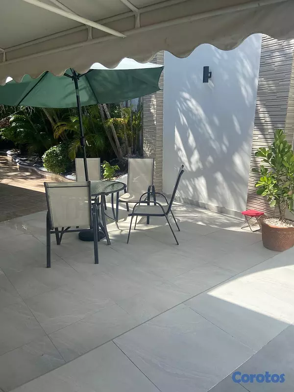 casas - Casa en Cuesta Hermosa III en Oferta  4