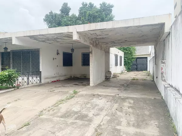 casas - Propiedad comercial en el Millon 4