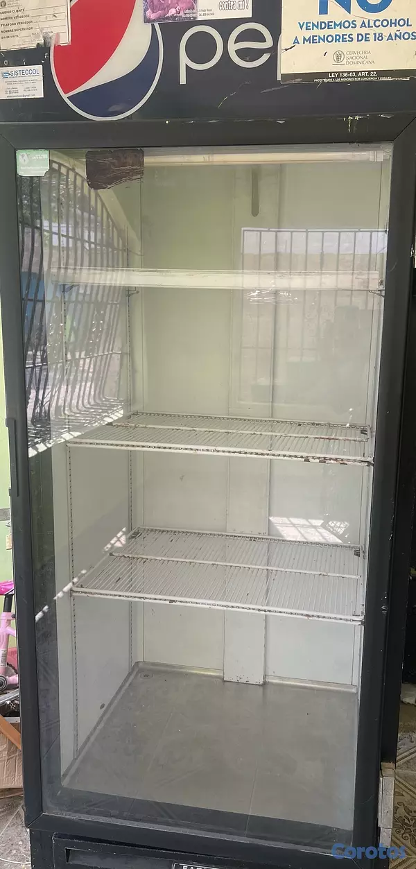 equipos profesionales - Freezer exhibidor  2