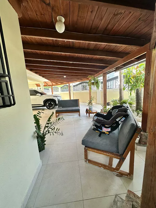 casas - Se Vende Casa Amplia en Villa Maria  9