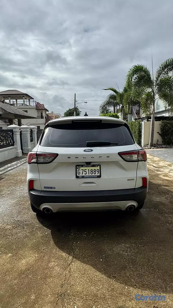 jeepetas y camionetas - Se vende Ford Escape 4