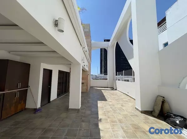 apartamentos - venta de penthouse de 2 niveles en naco de 391mts Distrito nacional  4