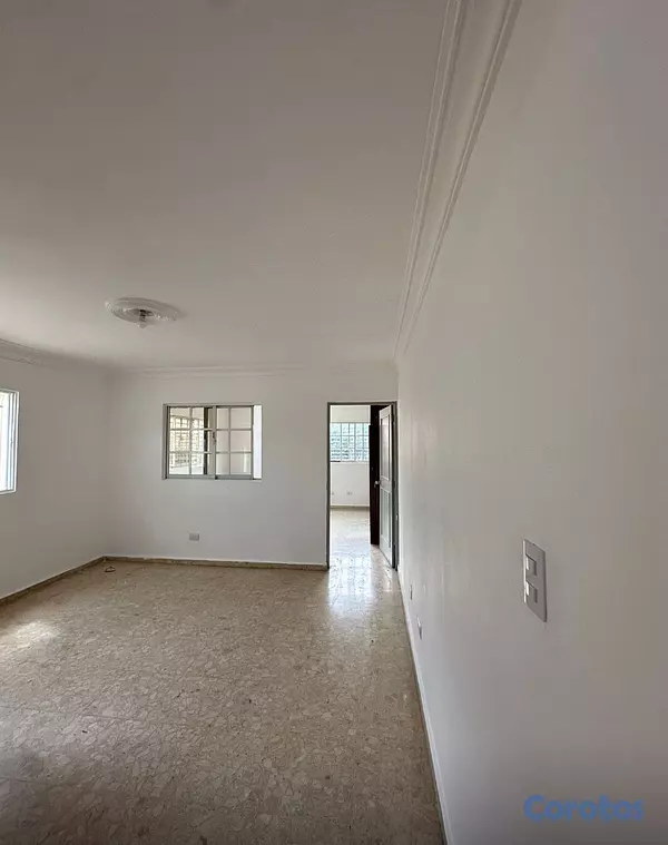 oficinas y locales comerciales - se alquila casa  10