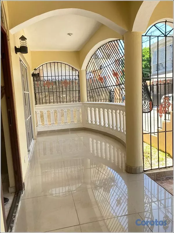 casas - Vendo Excelente Casa en SAN CRISTOBAL, Madre Vieja 6