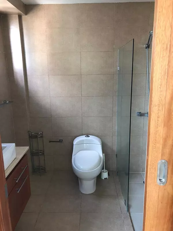 apartamentos - Se vende apartamento en Evaristo Morales 4