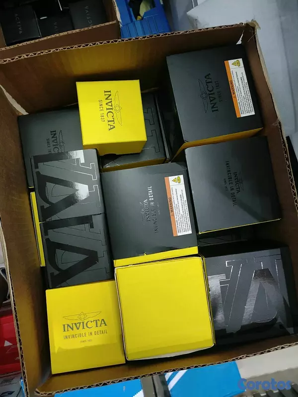 joyas, relojes y accesorios - Disponible reloj invicta original precio 2,500  tengo  300 unidades disponibles  4