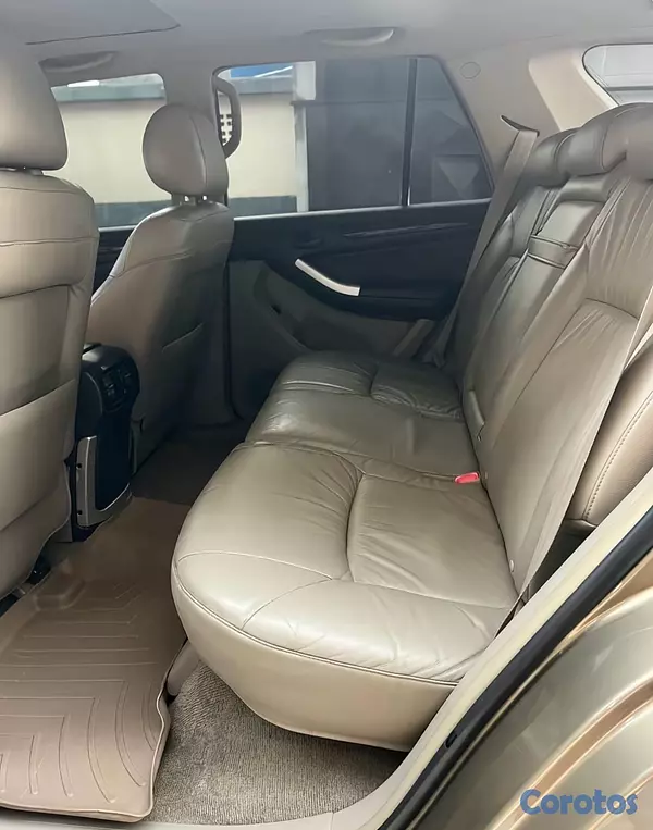 jeepetas y camionetas - este vehículo tiene financiamiento Diponible  16