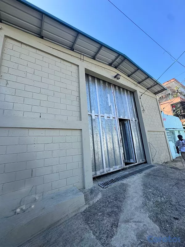oficinas y locales comerciales - NAVE COMERCIAL 7